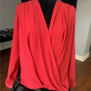 Nice dressy long sleeve blouse 🌹🌹🌹